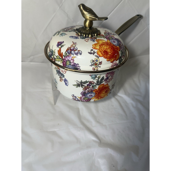 MacKenzie Childs White Flower Market 2.5 Quart Saucepan - Picture 13 of 15
